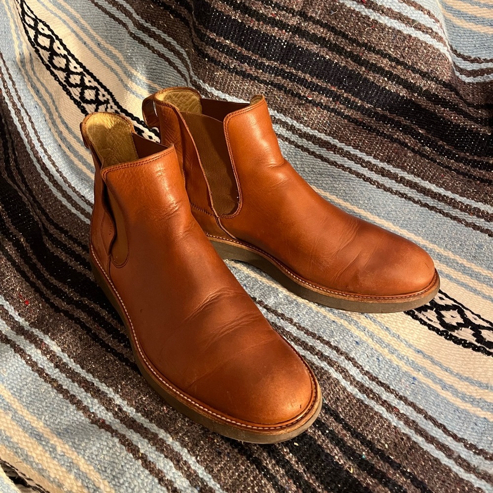 Men’s Hubbard Chelsea boots 9 1/2 M